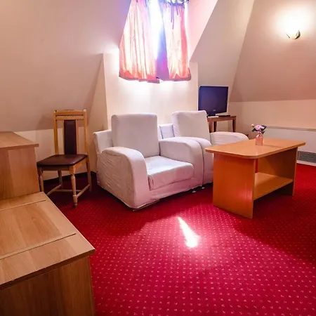 Alegro Hotel 3*