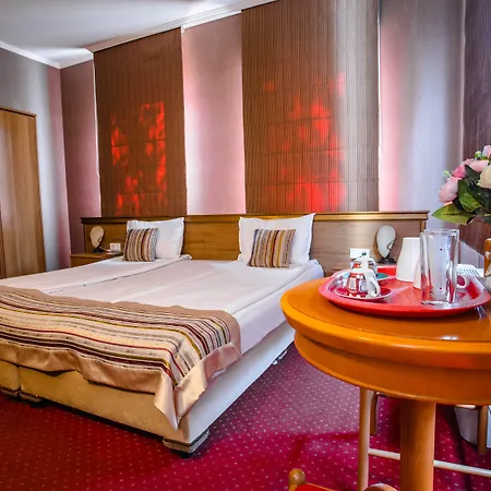 Hotel Alegro 3*